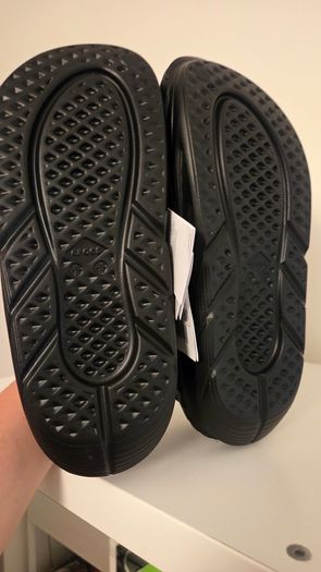 mens crocs