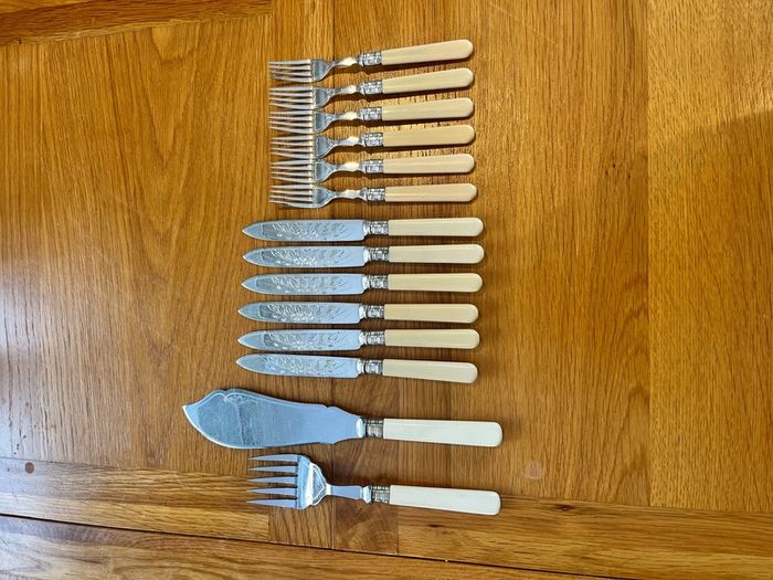 Edwardian FC&Co Sheffield Fish Set