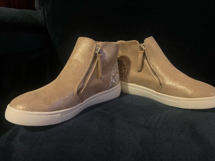 Girls gold ankle boots