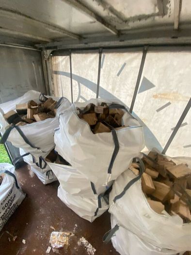 Ton bag of logs