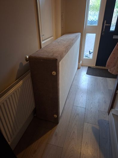 Divan single bed base like new