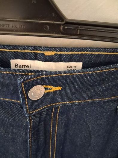 Barrell leg Jeans size 14 new