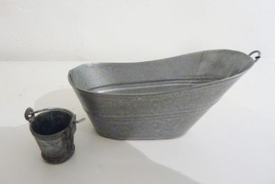 Vintage dolls house tin bath and bucket
