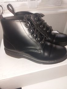 Doc Martens (emmeline)