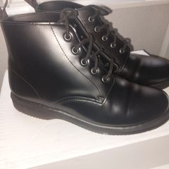 Doc Martens (emmeline)