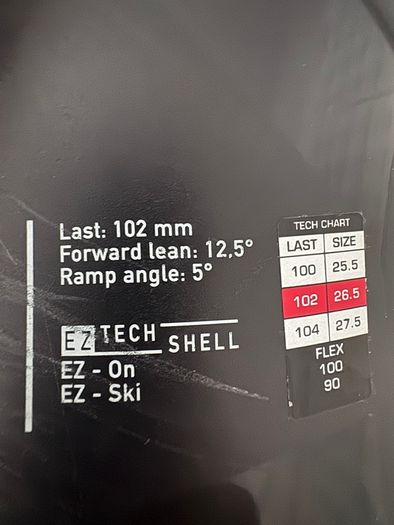 Ski Boots (Men's UK 7.5-8)