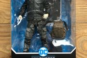 The Batman: Bruce Wayne Unmasked (McFarlane DC Multiverse)