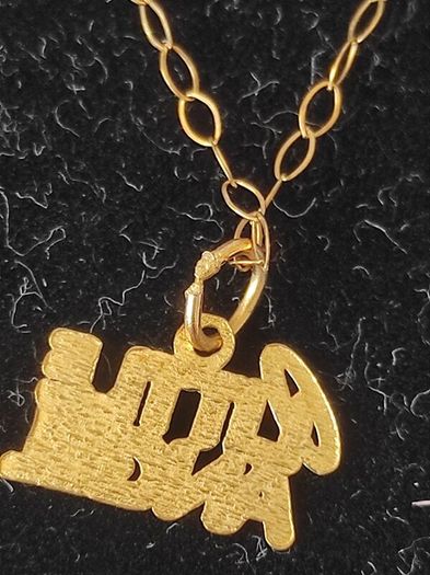 9ct gold Little Angel pendant necklace