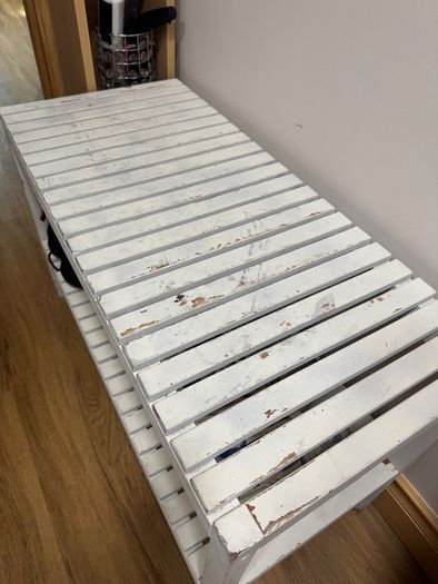 White wooden shoe rack / storage bench available for free.