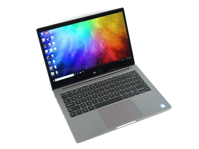 Xiaomi Mi Notebook Air 13.3" (i7 Quad-Core, 8GB Ram, 256GB SSD) (Grade A)(Warranty)