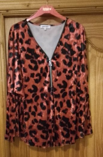 Ladies Top