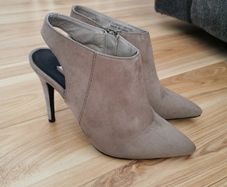 Grey/Taupe shoe boots
