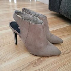 Grey/Taupe shoe boots