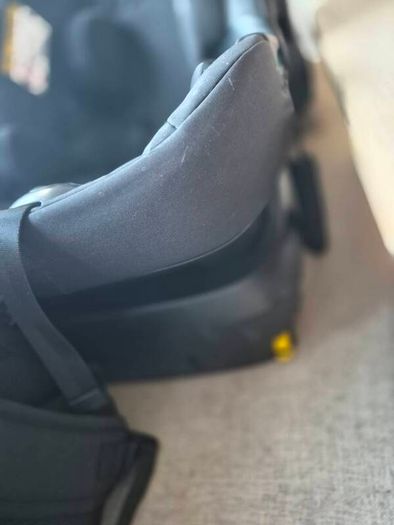 carseat and isofix base