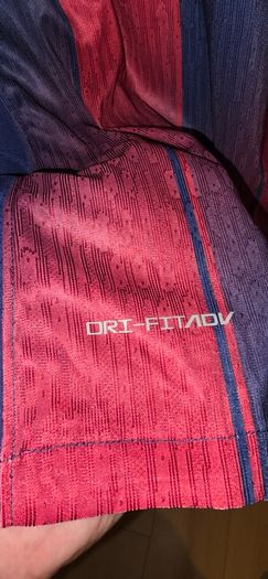 FC Barcelona home shirt 2024/25 Lamine Yamal  #19 on the back.