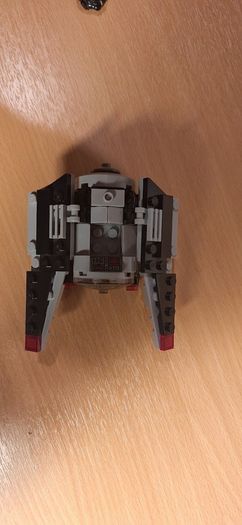 LEGO Star Wars 75161 TIE Striker Microfighter