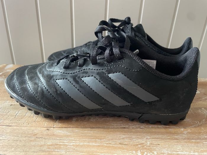 football boots Goletto VIII Juniors Astro Turf Football Boots size 3