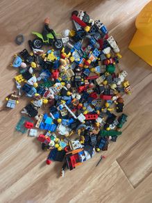 lego minfigs