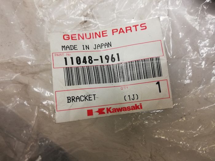 Kawasaki ZX9R ZX9 Mirror mounting stay Bracket