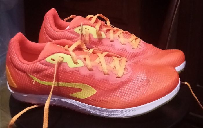 Kiprun running shoes