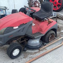 Castle garden lawnmower