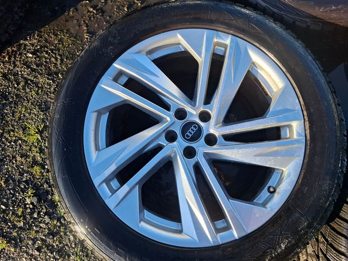 20" Genuine Audi Q7 S Line Alloys with tyres