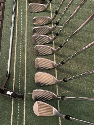 TaylorMade Stealth Golf Set