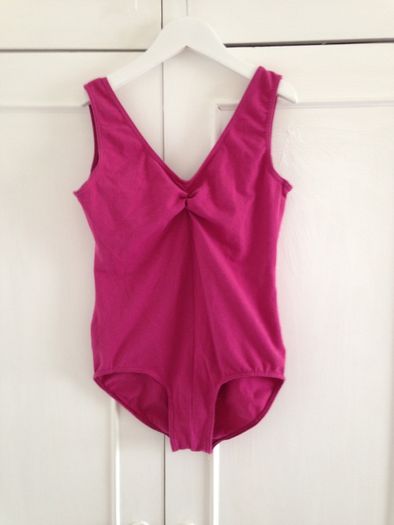 Freed Leotard size 4 (brand size) Adult size 10-12.