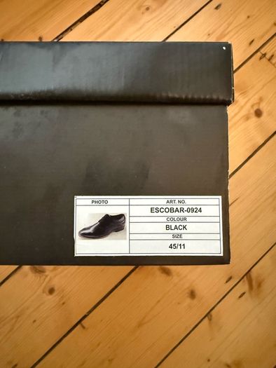 Men's formal shoes