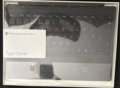 Genuine Microsoft surface pro 4 Keyboard cover case