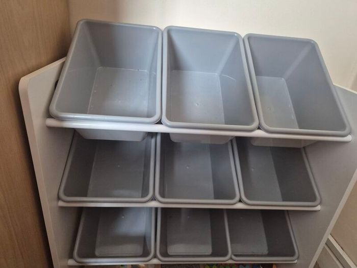 Storage shelving kids