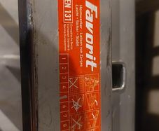 Three-part ladder 2.7m/4.7m/6.7m