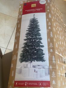 Christmas Tree & decorations
