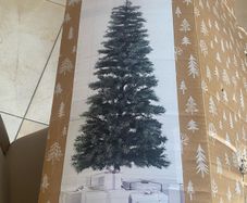 Christmas Tree & decorations