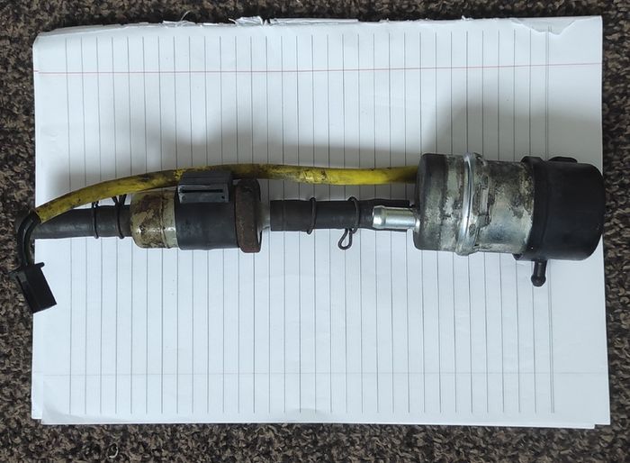 Honda Deauville NT650V Fuel pump