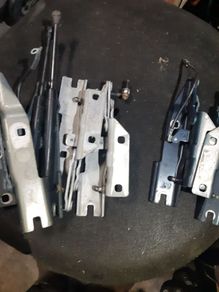 Bmw 5 Series E60 Bonnet Hinges Pair 41.61-7008728  41.61-7008727