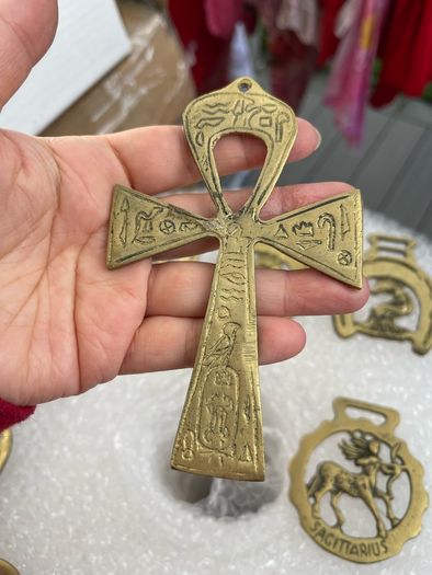 10 antique vintage horse brass