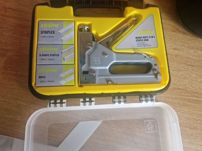 Staple gun