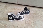 Black converse