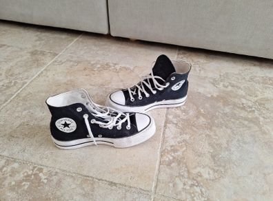 Black converse