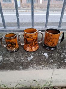 hunting scene mugs