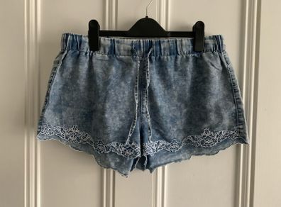 Ladies Shorts - Size 12
