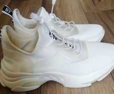 trainers Steve Madden