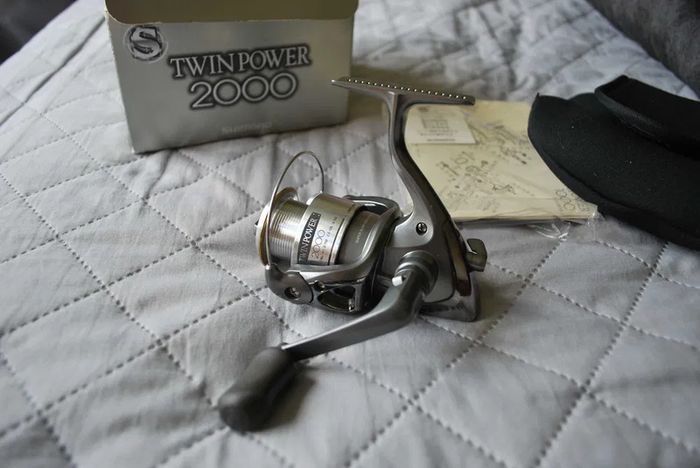 Shimano Twin Power 2000