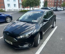 2017 Ford Focus titanium