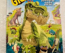 Brand new Gigantosaurus Official Annual 2022