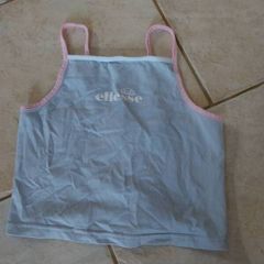 Size 8 ellesse