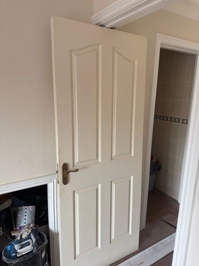 11 Matching Internal Doors Compete Set with Hinges and Handles