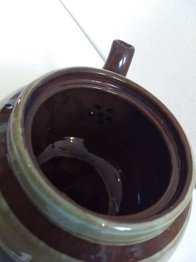 Fabulous Mid-Large Brown Betty Teapot, by Alcock, Lindley and Bloore, With Mint Green Mottled Stripes, Holds One Litre/ 1.75 Pints