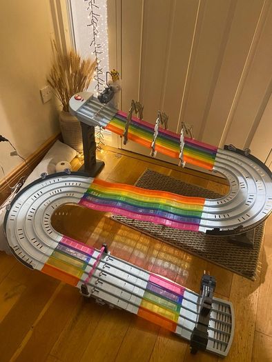 Hot Wheels Mario Rainbow Track